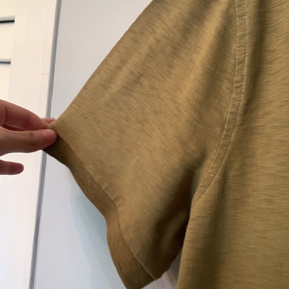 Men’s olive green J.Crew button down shirt - Picture 3 of 3